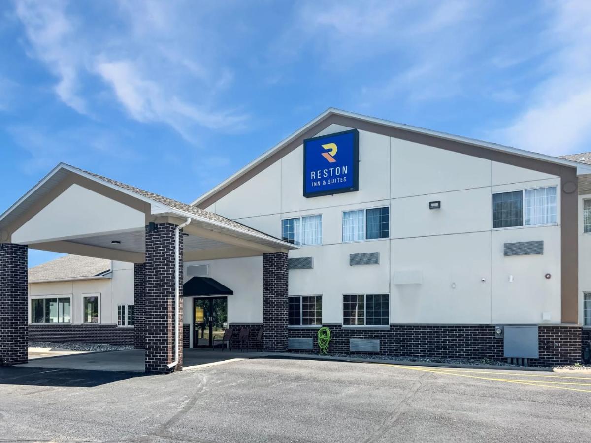 Reston Inn & Suites Spencer 外观 照片