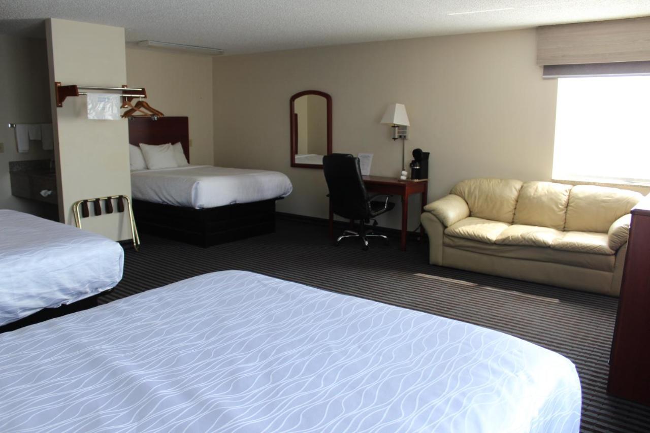 Reston Inn & Suites Spencer 外观 照片