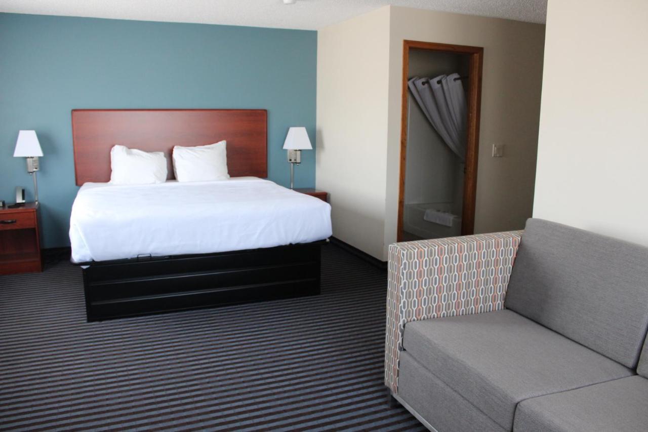Reston Inn & Suites Spencer 外观 照片