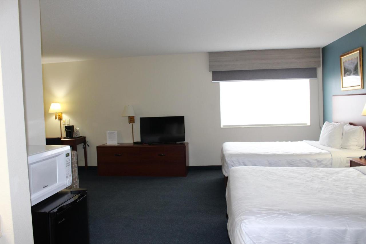 Reston Inn & Suites Spencer 外观 照片
