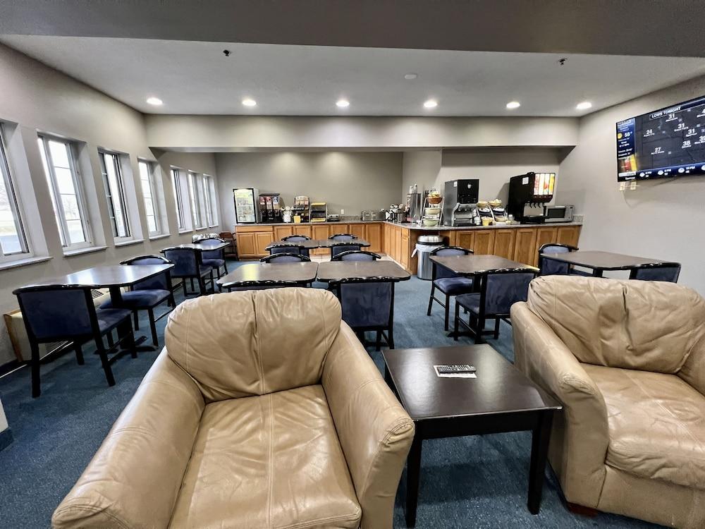 Reston Inn & Suites Spencer 外观 照片
